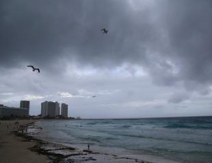 Mexico’s Caribbean coast braces for Hurricane Grace