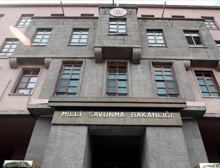 Turkish defense minister holds talks with foreign counterparts