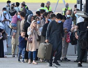 British minister denies claims of establishing refugee hubs in Turkey