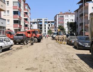 13,000 truckloads of mud taken out from flood site
