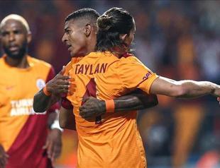 Galatasaray, Fenerbahçe reach UEFA Europa League group phase