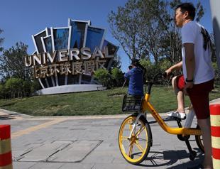 Universal Studios sets opening for first theme park in China