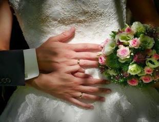 Single Turks say they would always wear wedding rings