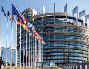 European Parliament backs updating customs deal