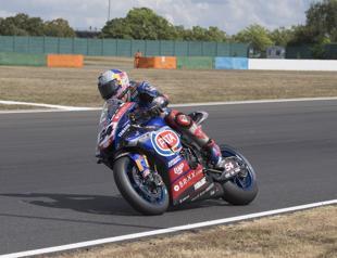 Turkish motorcycle racer wins World Superbikes France round