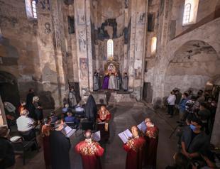 Armenian church holds holy mass after nearly century hiatus