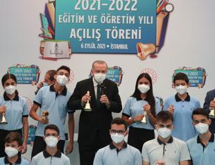 Erdoğan urges parents, teachers to get COVID-19 vaccine