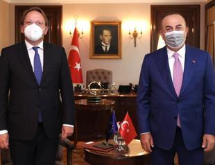 EU Commissioner for neighbourhood, enlargement visits Turkey