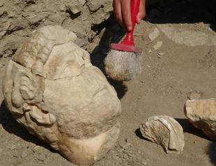Roman emperor’s statue discovered in Aydın