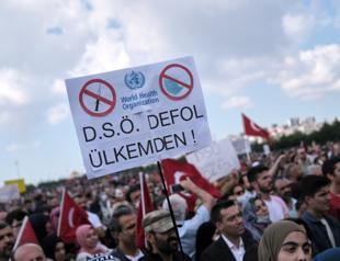 Anti-vaxxers in Turkey meet in Great Awakening Rally
