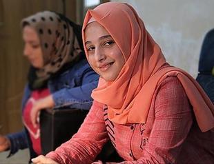 Syrian girl begins hearing again with help of Turkish group