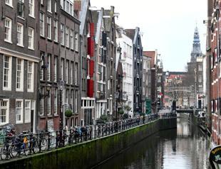 Dutch to introduce corona pass despite strong opposition