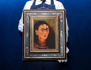 Frida Kahlo self-portrait set to smash records at auction