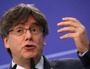 Ex-Catalan leader Carles Puigdemont detained in Sardinia