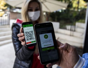 Vaccine cards may become compulsory to enter malls, cafes