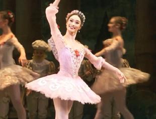 UK’s top ballet stars leap back into spotlight