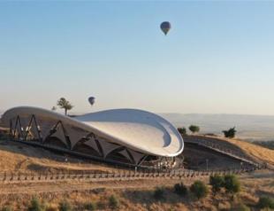 Magical hot air balloons await guests in world’s oldest temple