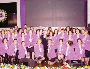 Woman sues husband for becoming ‘alien cult’ member