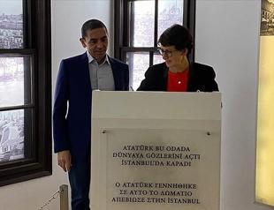 Turkish-German vaccine inventors awarded prize in Greece