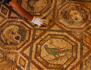 Mosaics restored in ancient Metropolis