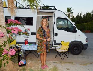 Woman tours country with caravan