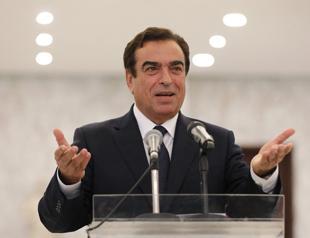 Kuwait, UAE join Saudi Arabia with measures against Lebanon