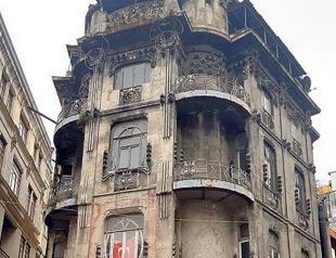 Istanbul inn with iconic architecture seeks restoration