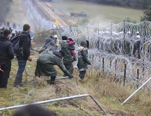 Turkish, Polish foreign ministers discuss migrant crisis at Belarus border