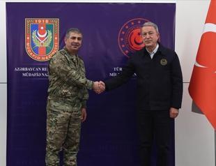 Turkish, Azerbaijani defense ministers discuss tension at Armenia border