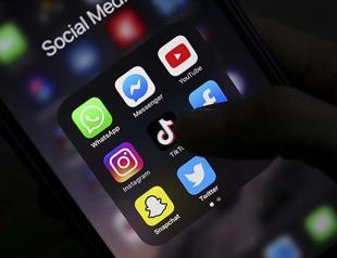 Official warns against internet ‘addiction’