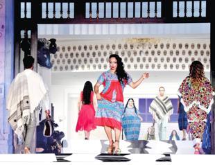 Mexico fights plagiarism with indigenous fashion fair