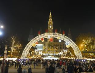 Austria re-enters COVID lockdown as Europe battles virus surge