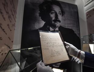 Rare Einstein papers set record at Paris auction