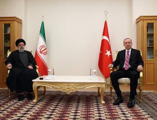 Erdoğan meets with Irans Raisi