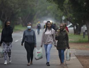 S African president wants urgent lifting of travel bans