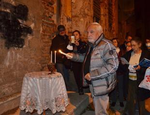 Turkey’s Jewish community marks Hanukkah, lights candles for hope