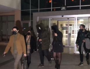 Detained Greek couple released with travel ban