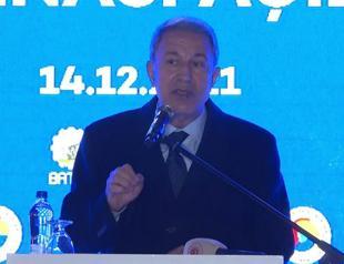 Turks, Kurds are brothers: Defense minister