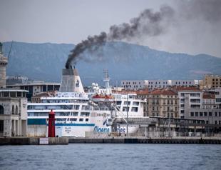 Chemical air pollution creates new toxins over time: Study