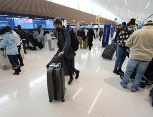 Airlines cancel flights due to COVID staffing shortages