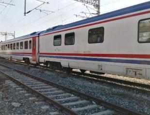 Student falls from touristic train while taking photo