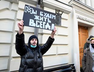 Russia to consider shutting down Memorial’s rights centre