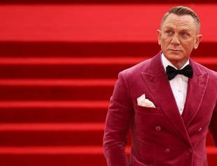 Daniel Craig receive awards in Queen’s honors list