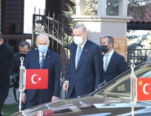 Erdoğan, Bahçeli hold first meeting in 2022