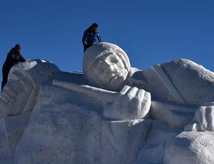 Statue in memory of Turkish soldiers that froze to death in WWI unveiled