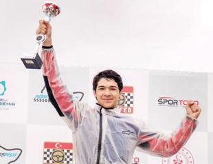High school student eyes F4 race in France