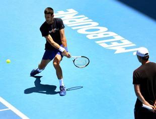 Djokovic admits ’errors’ in urgent fight to avoid deportation