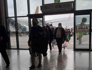 PCR test requirement for flights continues