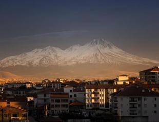Turkey has 30 eruption scenarios for its 14 volcanos: Minister