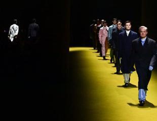 Paris Fashion Week gets physical despite Omicron